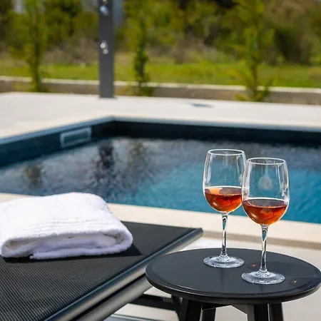 Sunset Bay - Amazing View And Large Heated Pool Ljubac (Zadar)