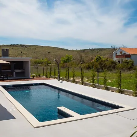 Villa Sunset Bay - Amazing View And Large Heated Pool *